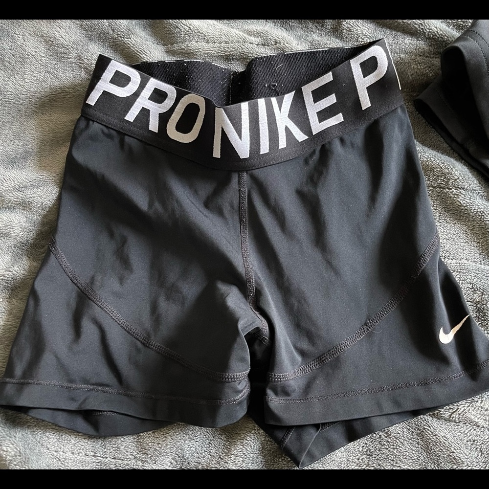 Nike pro volleyball spandex
